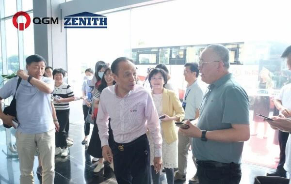 Participantes do terceiro Fórum Sino-Alemão de Ciência e Tecnologia visitaram a QGM
