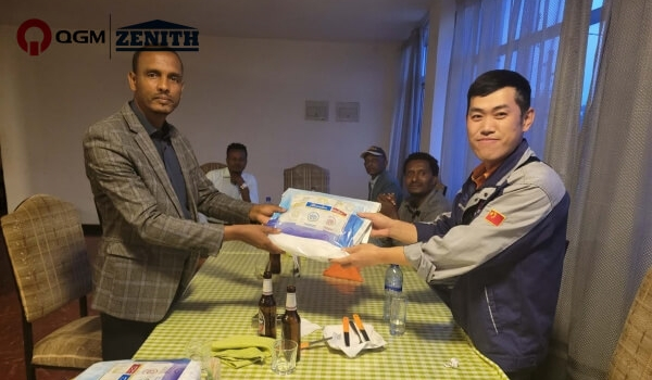 Nova linha de produção de máquina para fabricação de blocos QGM QT6 concluída em Nekemte para reconstrução pós-guerra.