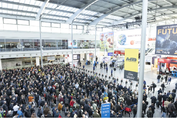 Bauma 2025 começou em Munique, Alemanha | Quangong Machinery Co., Ltd. - O equipamento totalmente automático Zenith ZN2000-2 demonstra um novo patamar de fabricação inteligente