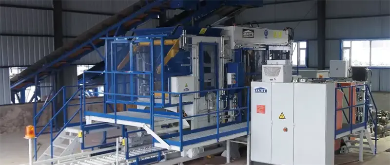 Um projecto de produção de tijolos interligados de betão multicamadas totalmente automatizado foi lançado em África.