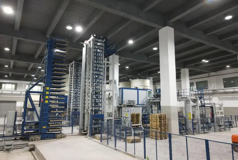 Reciclagem de resíduos de construção no Sudeste Asiático: Transforme resíduos de demolição em blocos de concreto com máquinas de fabricação de blocos QGM