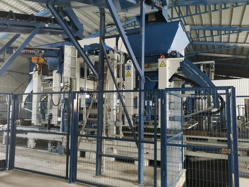 Por que as máquinas automáticas de fabricação de blocos da QGM são confiáveis ​​nos mercados globais